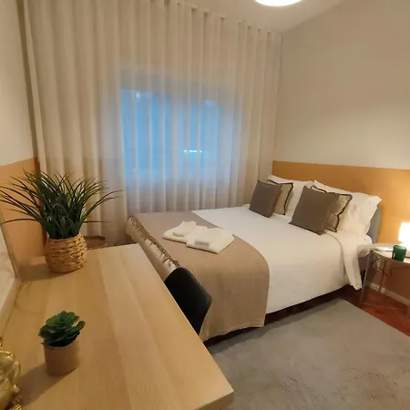 Lovely In Centre Δωμάτια σε οικογενειακή κατοικία *