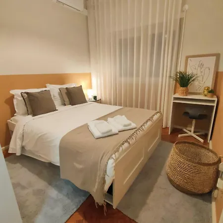 Quarto em Acomodações Particulares Lovely In Centre *