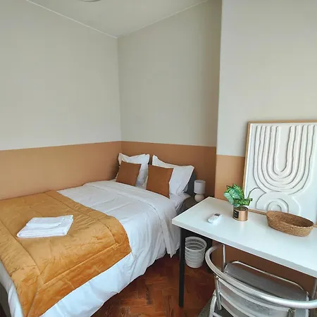 Quarto em Acomodações Particulares Lovely In Centre Leiria
