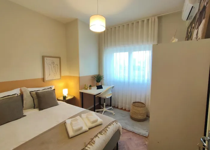 Lovely In Centre Homestay Leiria