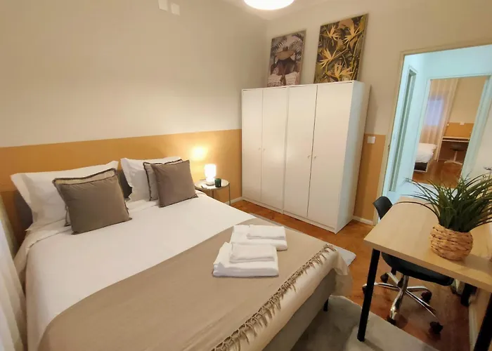 Homestay Lovely In Centre Leiria
