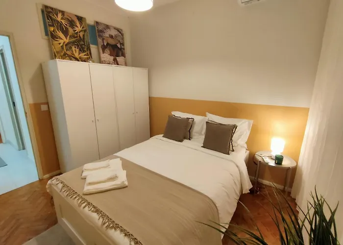 Lovely In Centre * Leiria